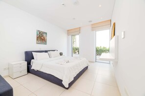 6 bedrooms, cots/infant beds, bed sheets - Vivo Mare Panorama Beachfront Villa (Ayia Napa)