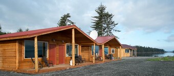 Escape to Your Beachfront Paradise in Whale Point, Coffman Cove, Alaska!