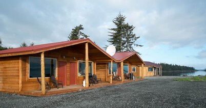 Escape to Your Beachfront Paradise in Whale Point, Coffman Cove, Alaska!