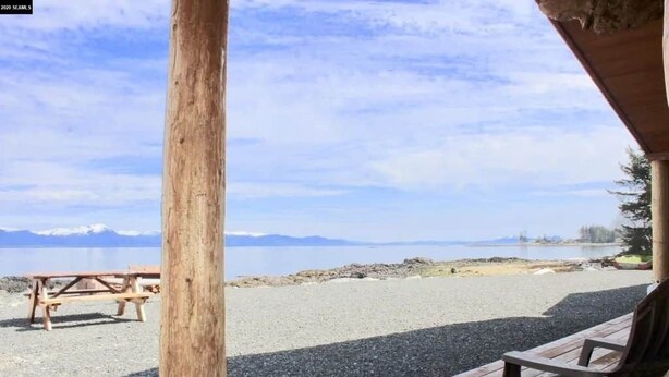 On the beach, sun loungers, beach towels - Escape to Your Beachfront Paradise in Whale Point, Coffman Cove, Alaska! (Coffman Cove)