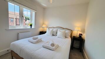 3 bedrooms, iron/ironing board, free WiFi