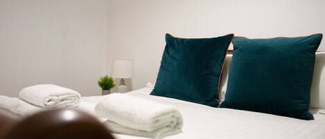 2 chambres, fer et planche à repasser, Wi-Fi gratuit