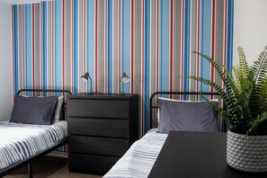 2 bedrooms, iron/ironing board, free WiFi