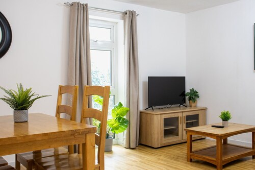 Telford Centre - 2 Bed Apartment