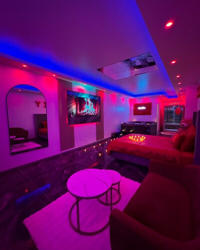 Appartement LoveRoom, spa jacuzzi & Sauna ambiance Romantique !