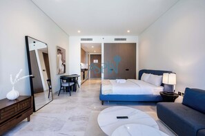 Iron/ironing board, WiFi