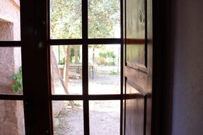 Interior - Detached rural 19th century country house. (Calonge de Segarra)