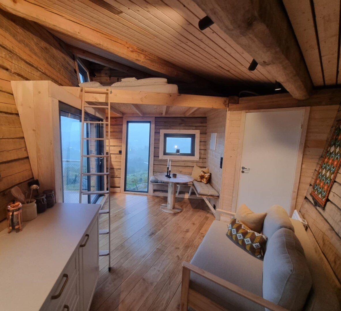 Cabin, Hill View | Living area