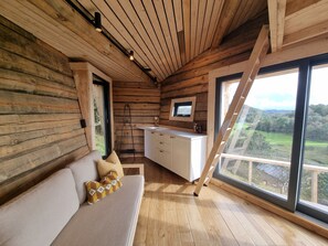 Cabin, Hill View | Living area