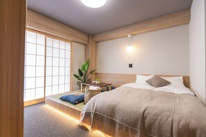 Family Apartment, Balcony, City View | Blackout curtains, iron/ironing board, free WiFi, bed sheets - b&Imazato (Osaka)