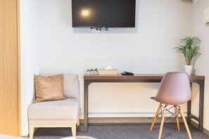 Appartement familial, balcon, vue sur la ville | Rideaux dâobscurcissement, accĂšs au Wi-Fi (inclus)