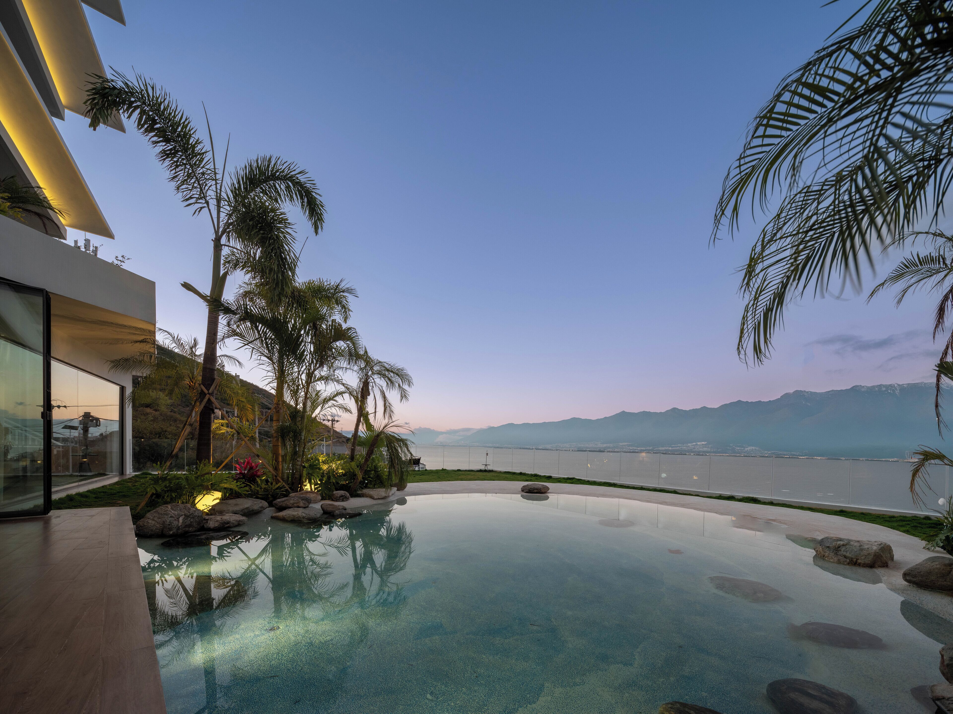 Outdoor pool, pool loungers