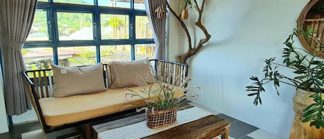 Apartment, 1 Bedroom, Balcony | Living area