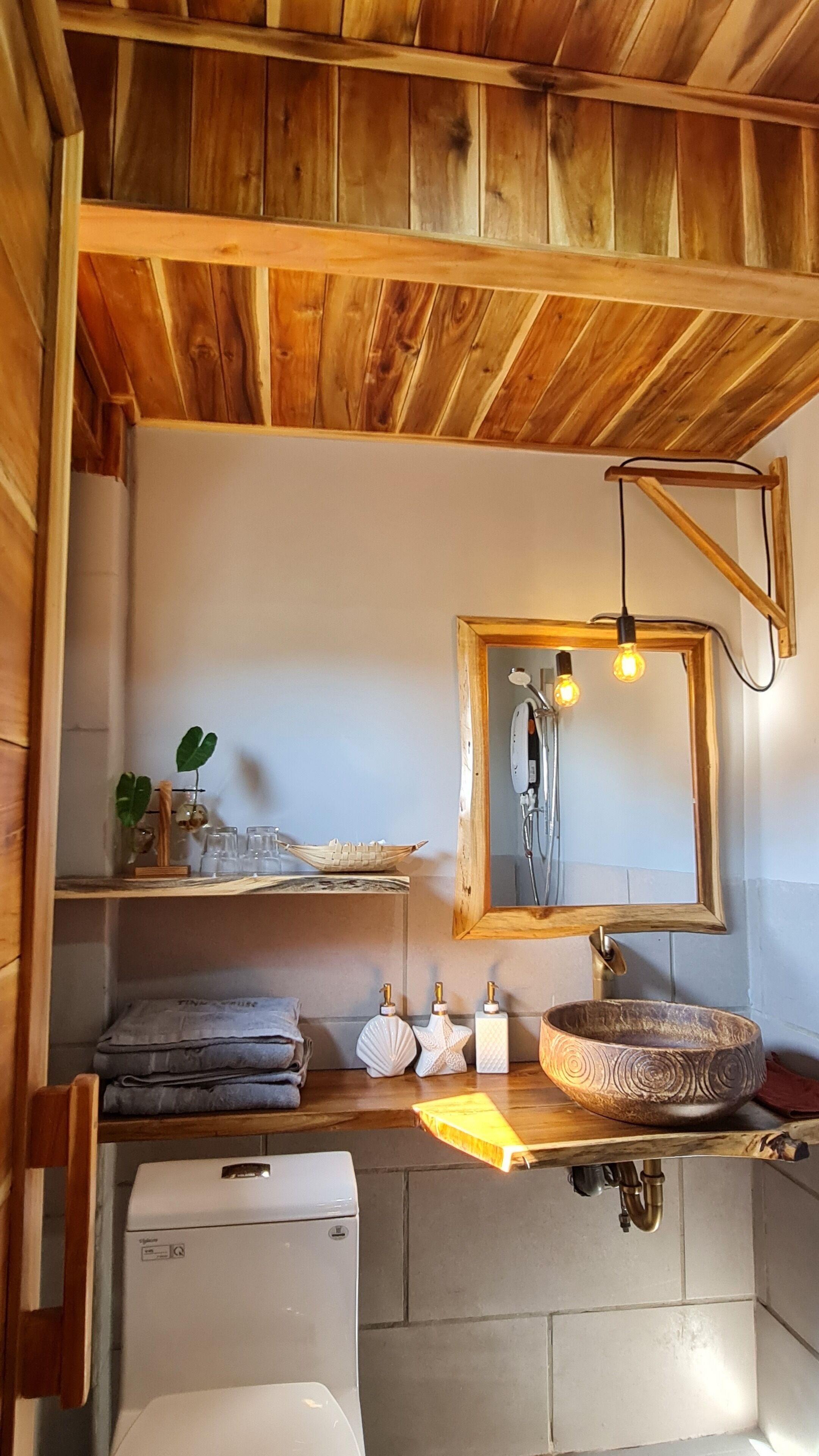 Căn hộ, 2 phòng ngủ, ban công | Phòng tắm | Buồng tắm vòi sen, đồ dùng nhà tắm miễn phí, máy sấy tóc 