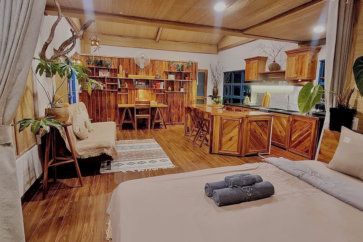 Family Studio | Perincian bahagian dalam