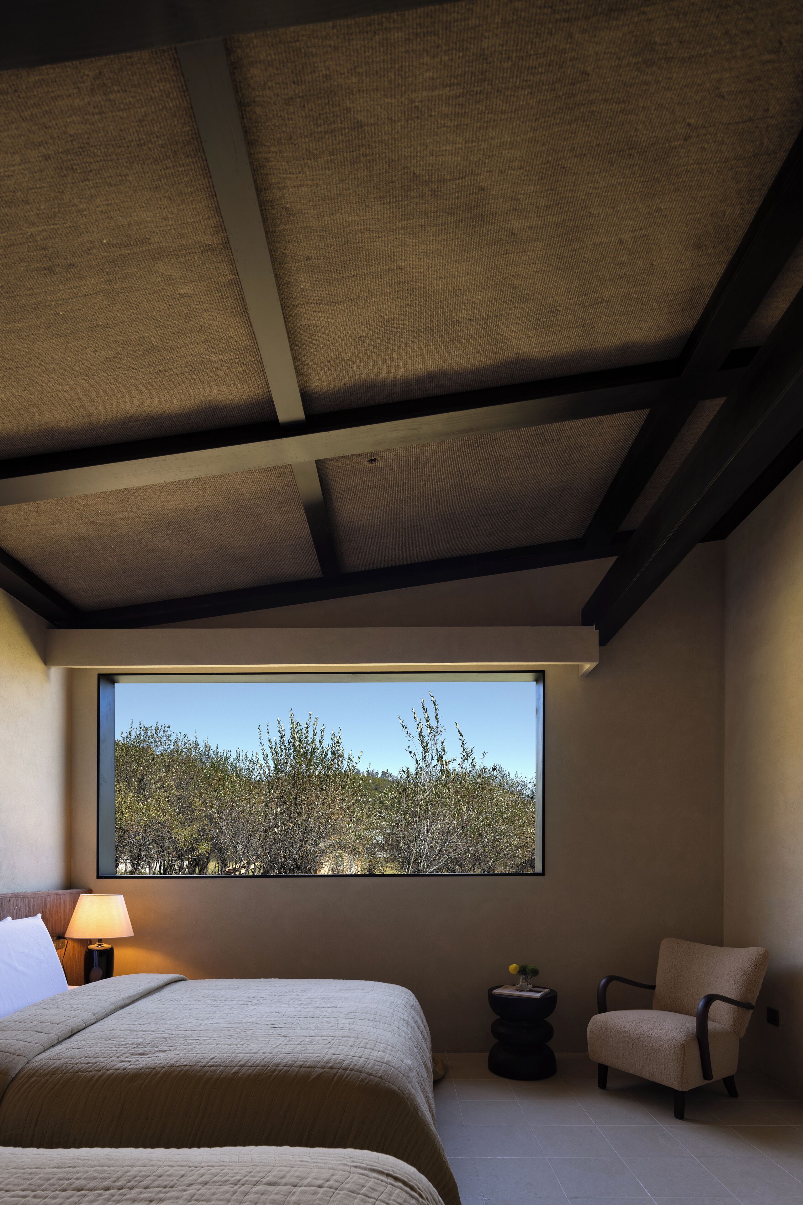 Family Suite, Valley View | Desk, laptop workspace, free WiFi