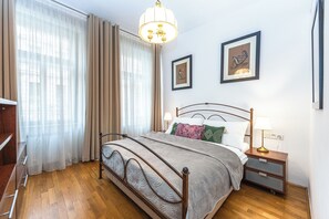 2 Schlafzimmer, Bügeleisen/Bügelbrett, Internetzugang, Bettwäsche