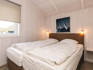 Interior - 4 Star Holiday Home in Friedrichkoog (Friedrichskoog)