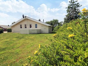 House | Property grounds - 4 Star Holiday Home in Friedrichkoog (Friedrichskoog)