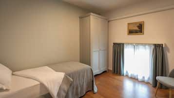 Coffres-forts dans les chambres, rideaux occultants