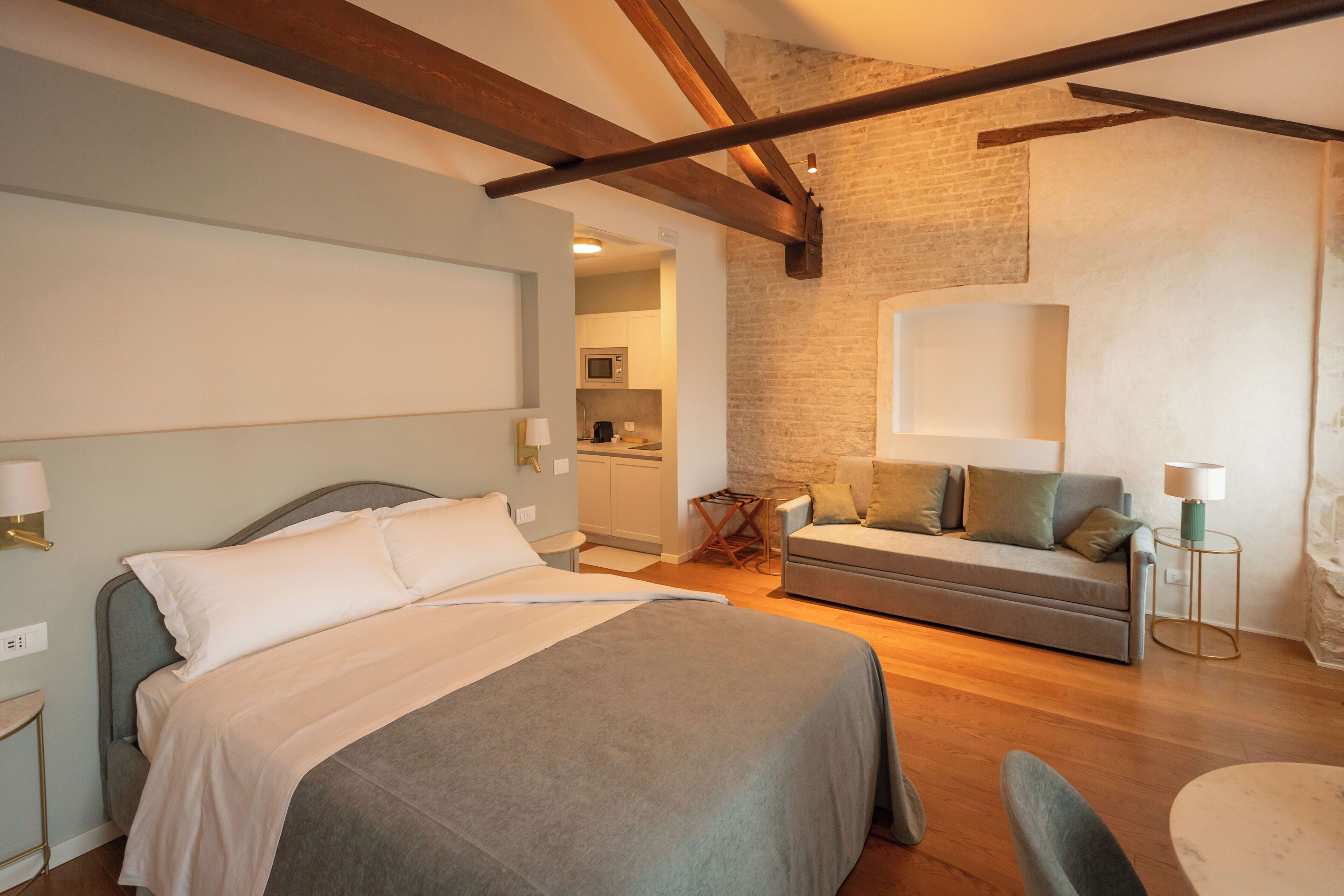 Junior-Apartment