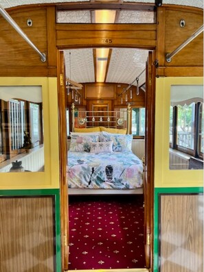 2 多间卧室、熨斗/熨衣板、WiFi、床单