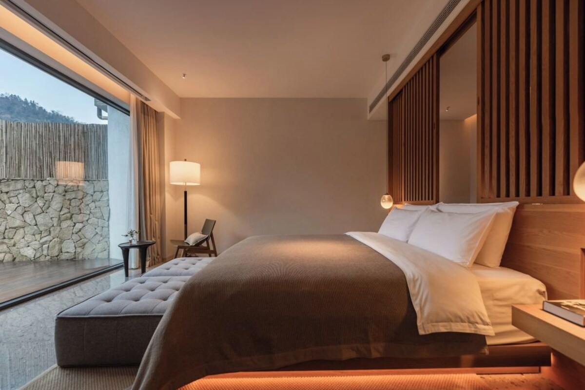 Luxury Double Room, Hill View | Down duvets, minibar, desk, laptop workspace