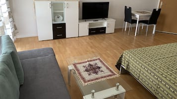 Bügeleisen/Bügelbrett, WLAN, Bettwäsche