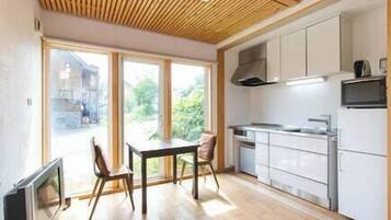 Fridge, microwave, toaster, blender