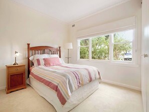 House, 3 Bedrooms, Balcony, Garden View | 3 bedrooms