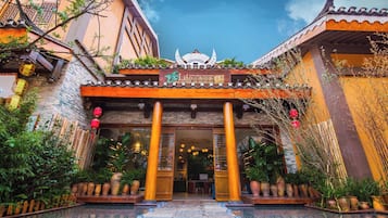 Ngoại thất