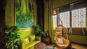 Minibar, desk, laptop workspace, blackout drapes
