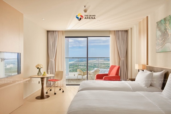 Premier Twin Room, Balcony, Sea View | Minibar, in-room safe, desk, blackout curtains