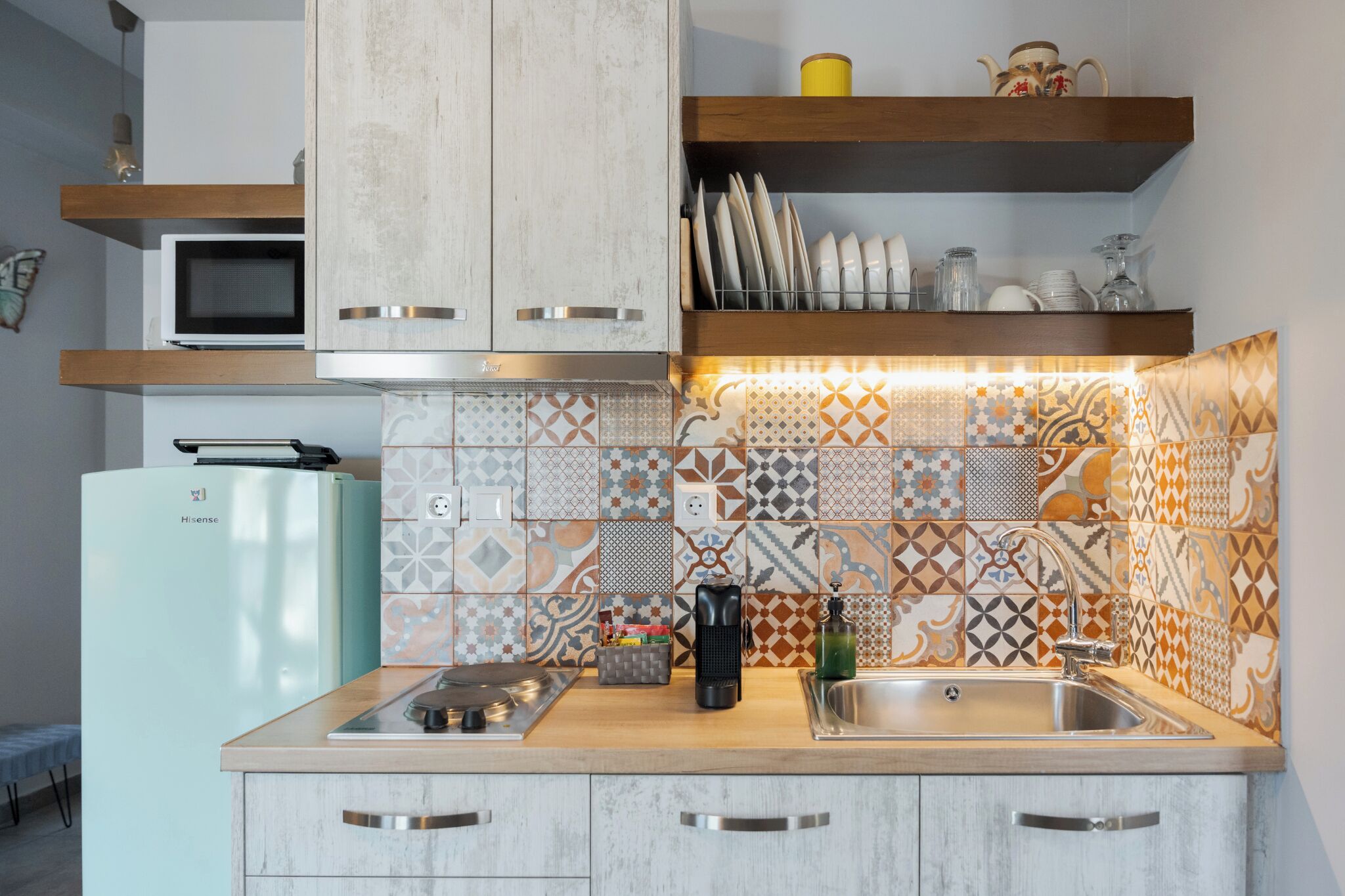 Fridge, microwave, stovetop, toaster