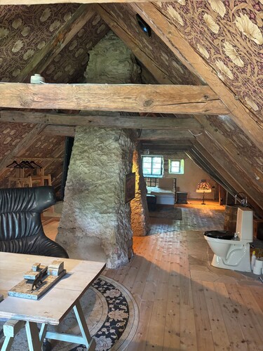 The Pink House on Gotland.
A private oasis with a French Mediterranean feel.