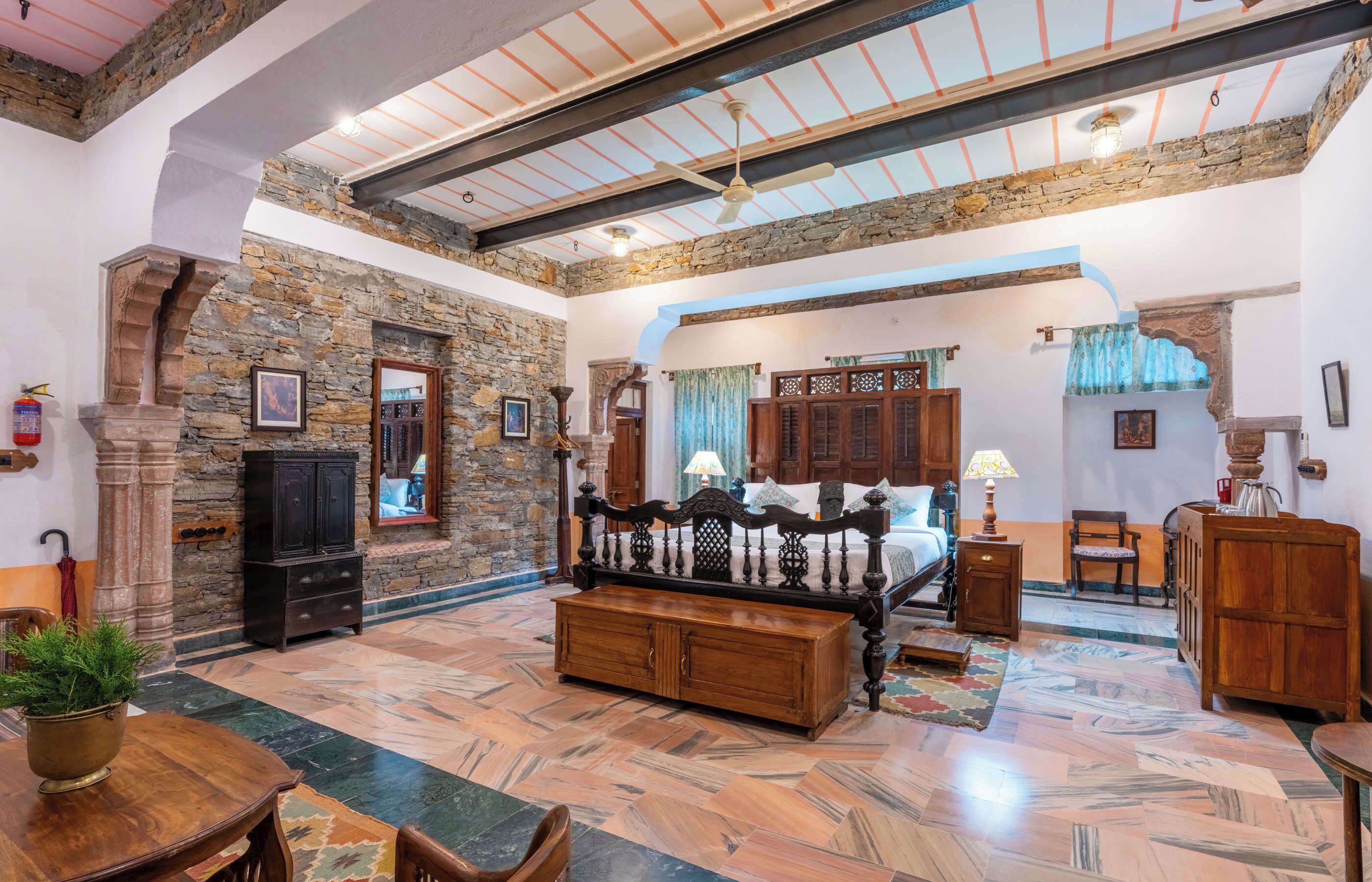 In-room safe, desk, laptop workspace, free WiFi