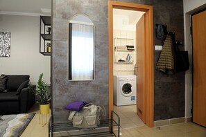 Leilighet – superior, balkong, bakgårdsutsikt | Oppholdsområde