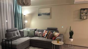 Superior Apartment, Balcony, City View | Living area