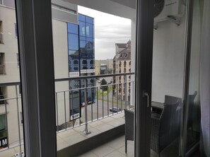 Superior Apartment, Balcony, City View | Teres/patio
