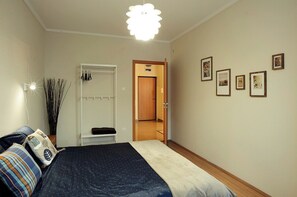 Comfort-Apartment, Balkon, Gartenblick | Zimmersafe, Verdunkelungsvorhänge, schallisolierte Zimmer