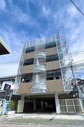Front of property - Harmony Chiang Mai Old Town (Chiang Mai)