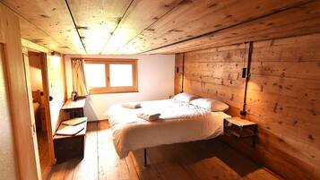 3 chambres, lit parapluie, Wi-Fi gratuit, draps fournis