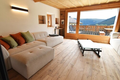 Tga Franzestg meeting of history and comfort in the alpine village of Riom