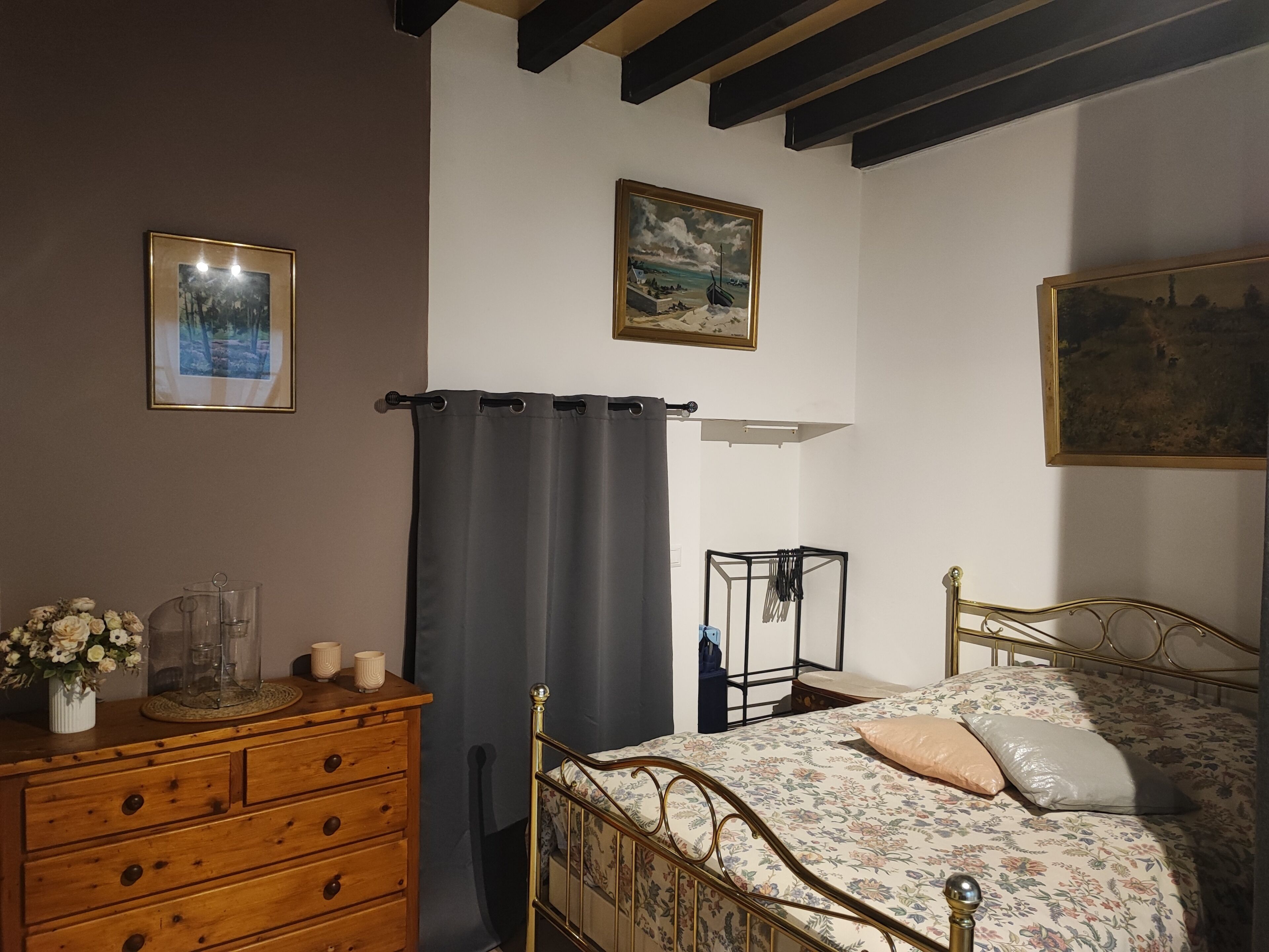 1 bedroom, travel crib, WiFi (free), bed sheets