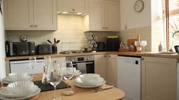 Microwave, oven, dishwasher