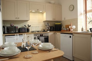 Microwave, oven, dishwasher