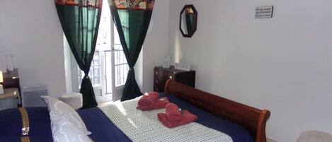 1 bedroom, free WiFi, bed sheets