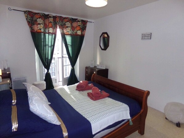 1 bedroom, free WiFi, bed sheets