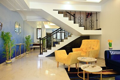 Designer Villa | Pool Access | Close to Beach