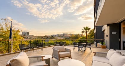 Menlyn Mix